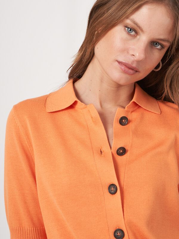 Short sleeve knitted cardigan with polo neck image number 3