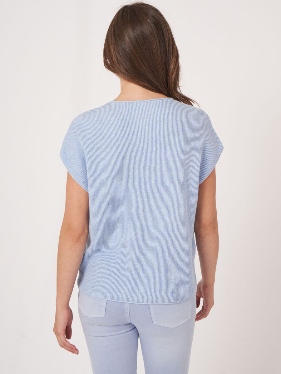 Cashmere cotton blend V-neck knitted top  image number 2