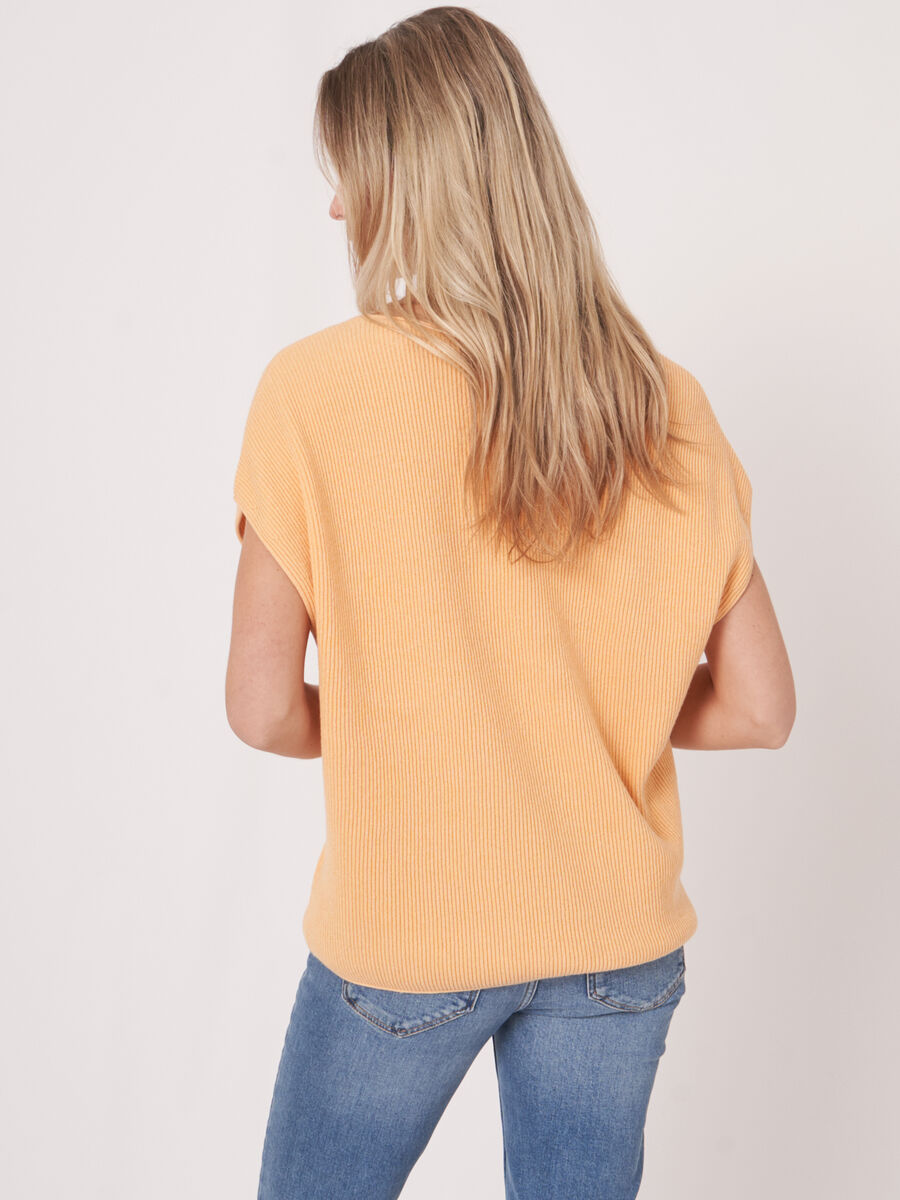 Cashmere cotton blend V-neck knitted top  image number 2