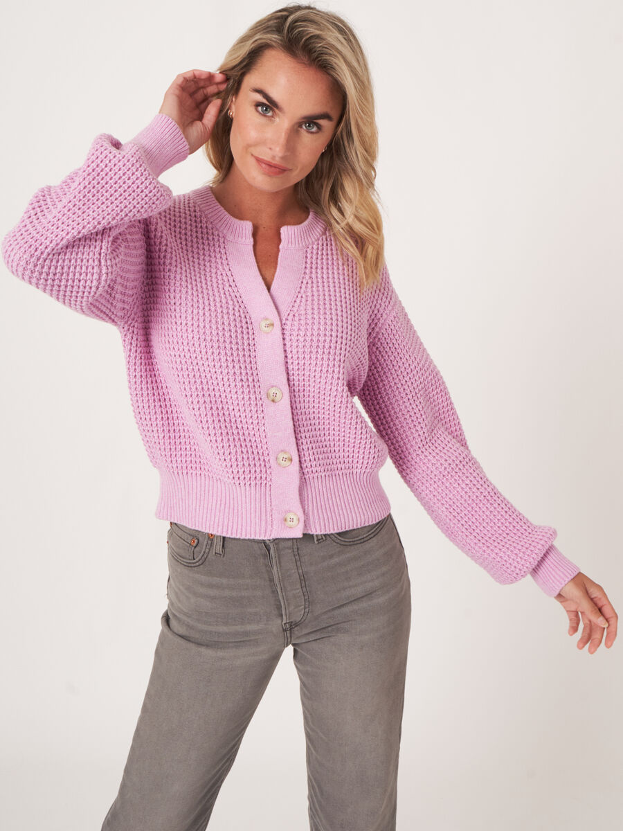 Strickjacke aus grobem Rippenstrick mit Puffärmeln image number 1