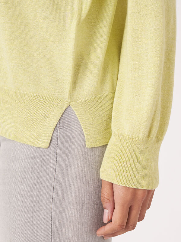 Kaschmir-Seidenmischung Pullover mit V-Ausschnitt image number 3