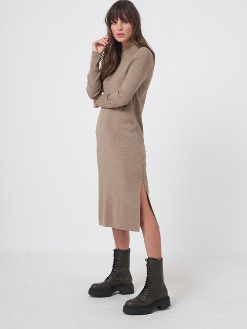 Super fine rib knit dress with stand collar