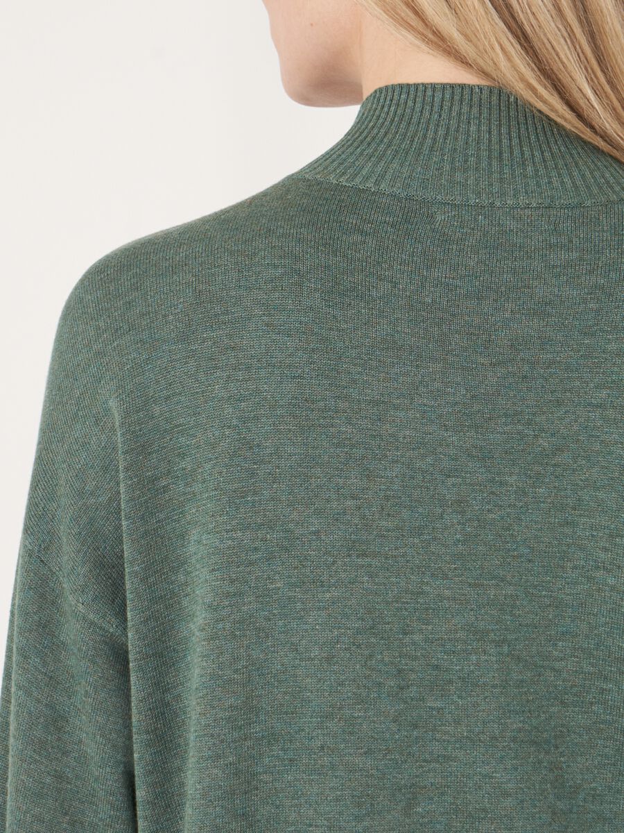 Pull à col montant en coton mélangé avec manches bouffantes image number 4