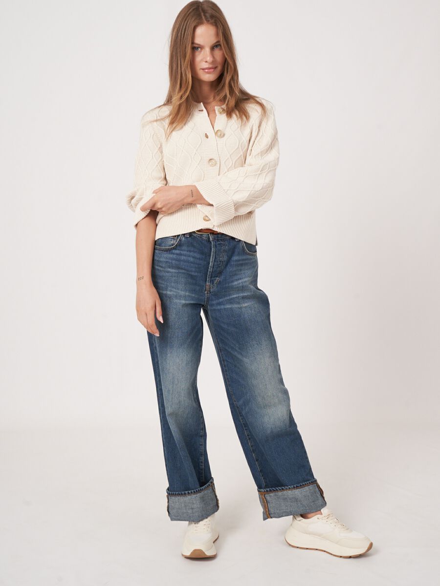 Cotton cable knit cardigan with wide sleeves image number 5