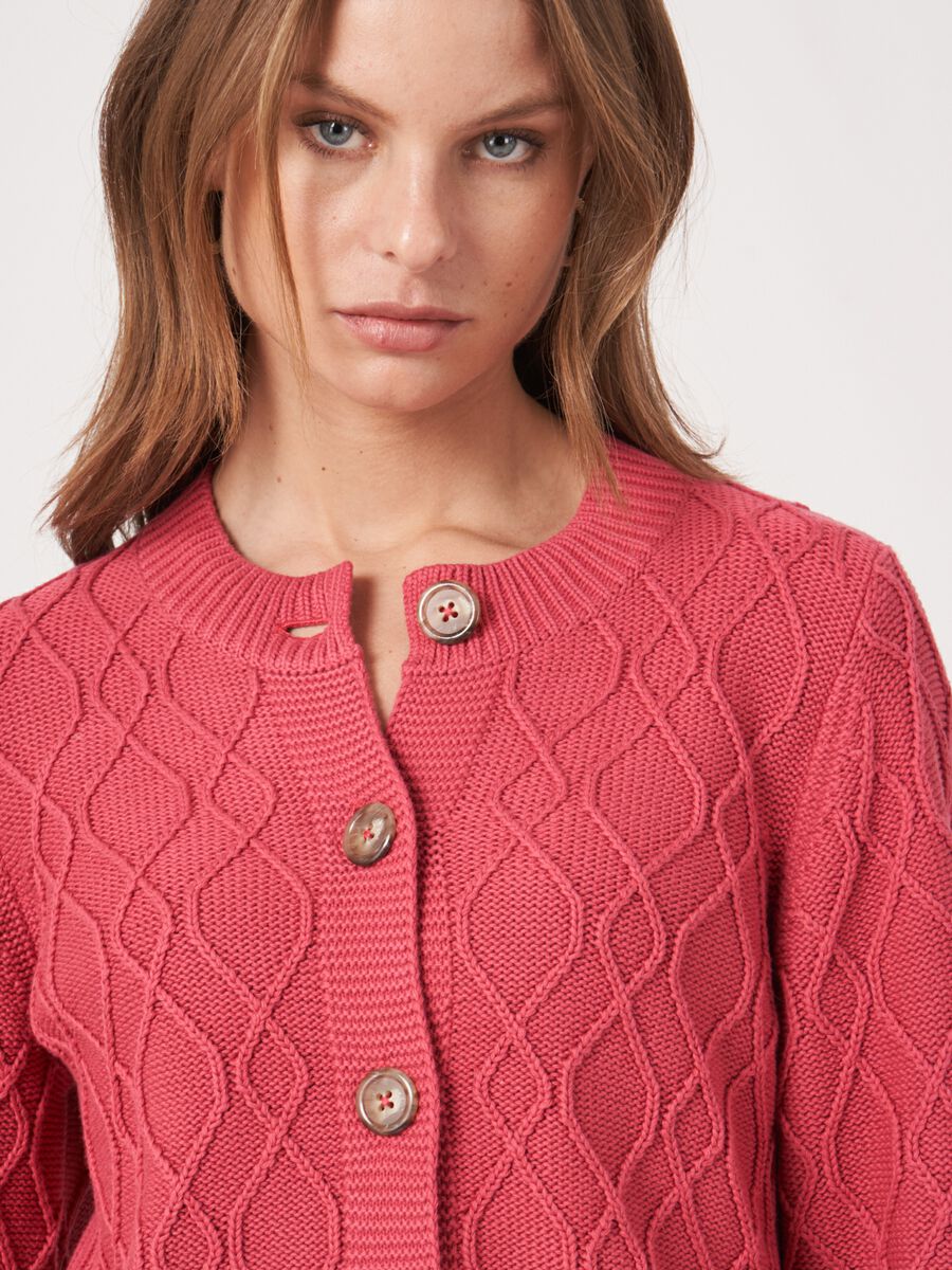 Zopf-Strickjacke aus Baumwolle mit weiten Ärmeln image number 3