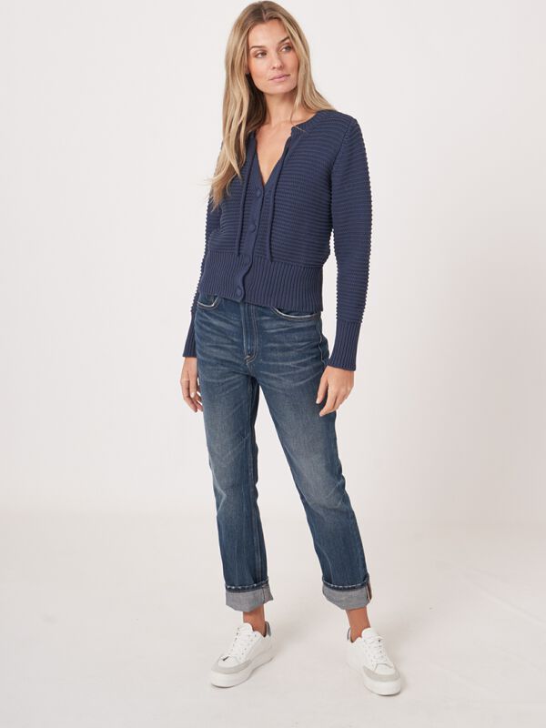 Cardigan en tricot de coton à encolure à nouér image number 4