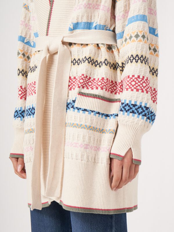 Cardigan en tricot de coton rayé multicolore avec ceinture image number 3