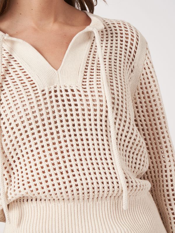 Pure cotton openwork knit sweater with tie image number 3