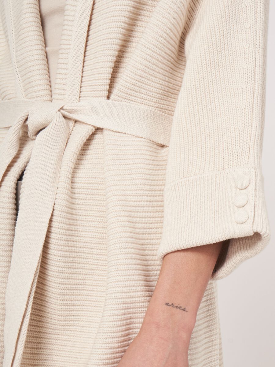 Katoenen gebreid vest met sjaalkraag en ceintuur image number 3