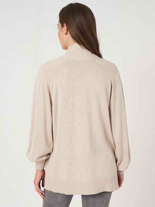 Fijn gebreid vest van katoenmix met zakken