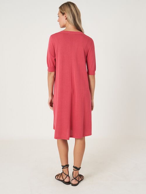 Fein gestricktes Kleid aus Baumwollmischung