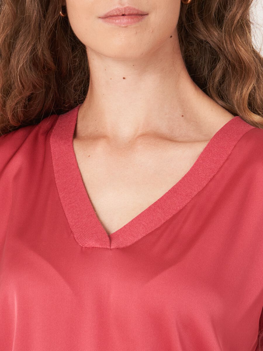 Ärmelloser Pullover mit Seidenfront image number 3