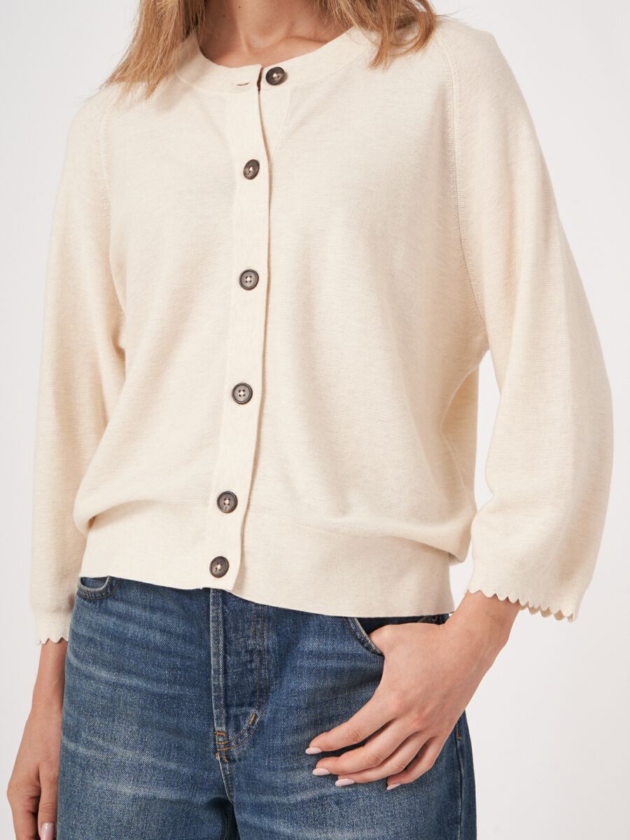 Cotton cashmere blend cardigan with raglan sleeves with scalloped hem image number 3