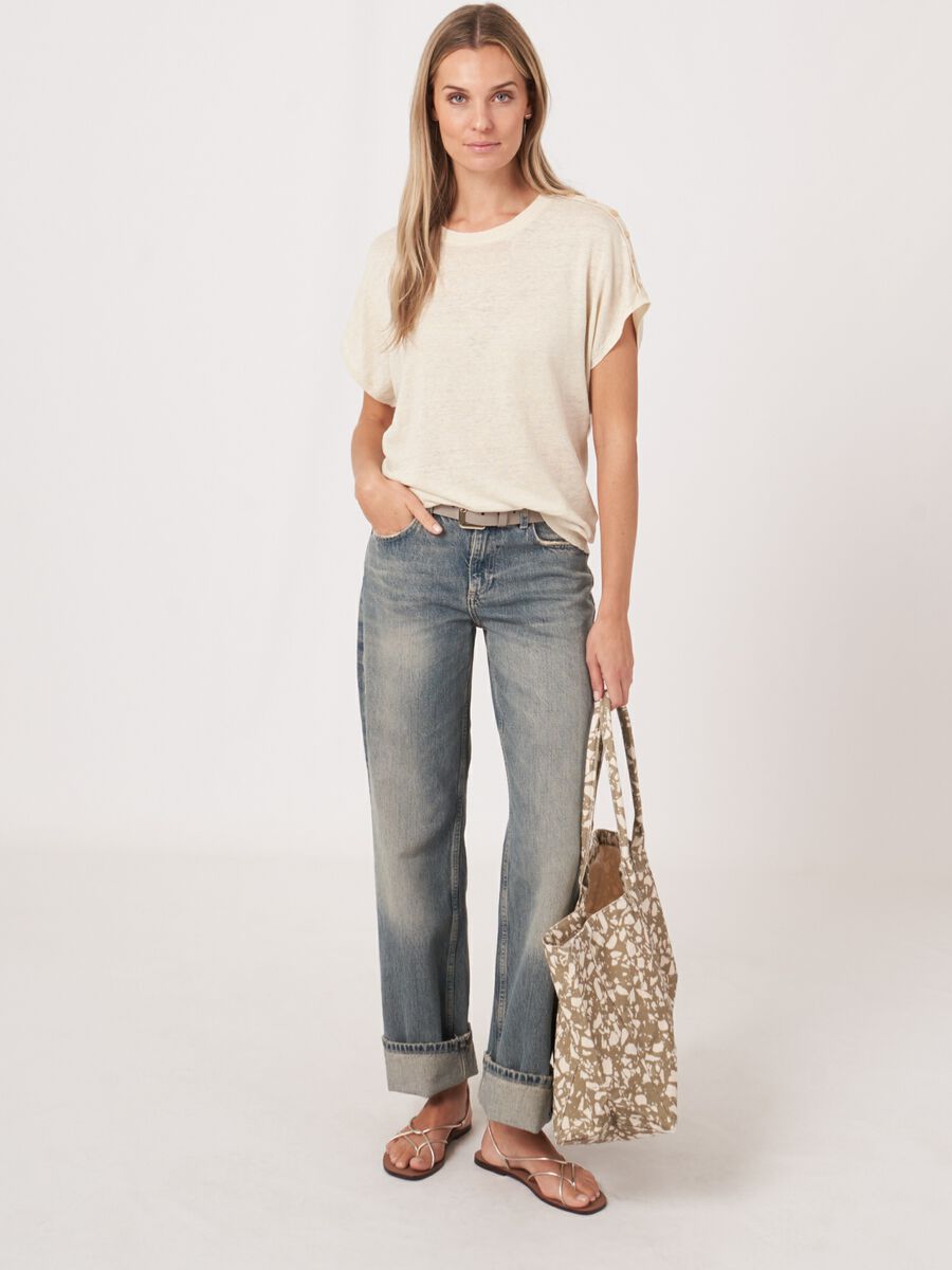 Poncho gebreide zuiver linnen trui met knopen op schouder image number 4