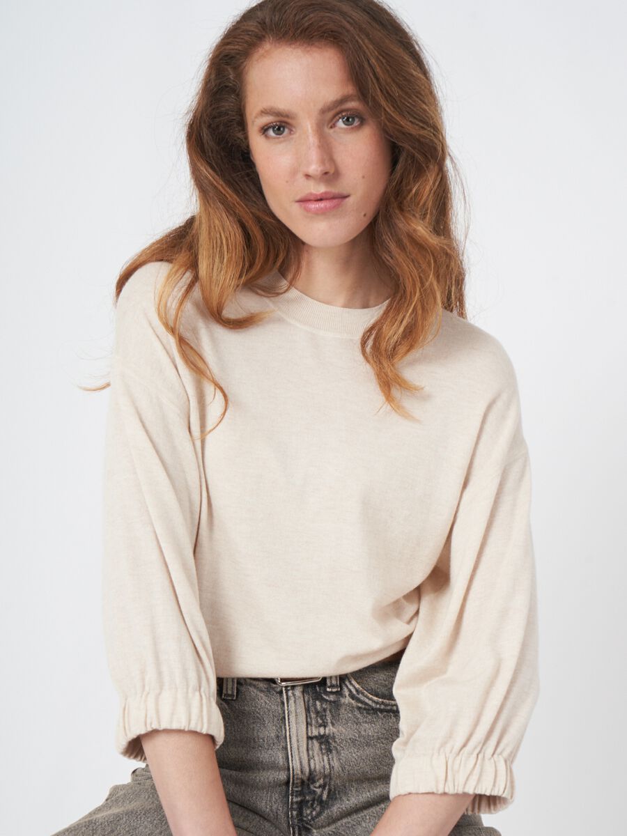 Superfein gestrickter Kaschmir-Mix-Pullover mit übergroßen Ärmeln image number 4