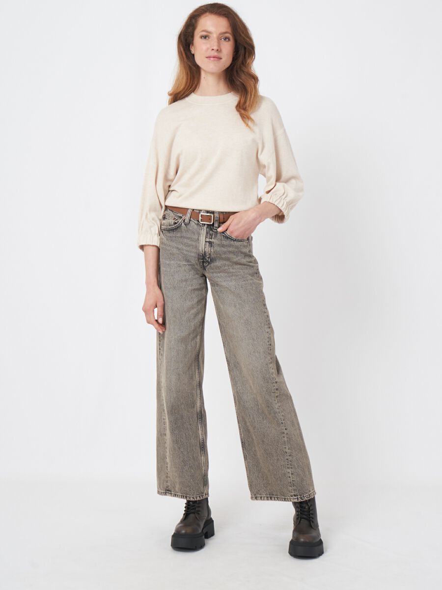 Superfein gestrickter Kaschmir-Mix-Pullover mit übergroßen Ärmeln image number 3