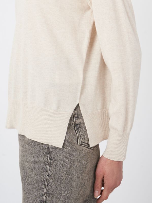 Superfein gestrickter Kaschmir-Mix V-Ausschnitt-Pullover image number 3
