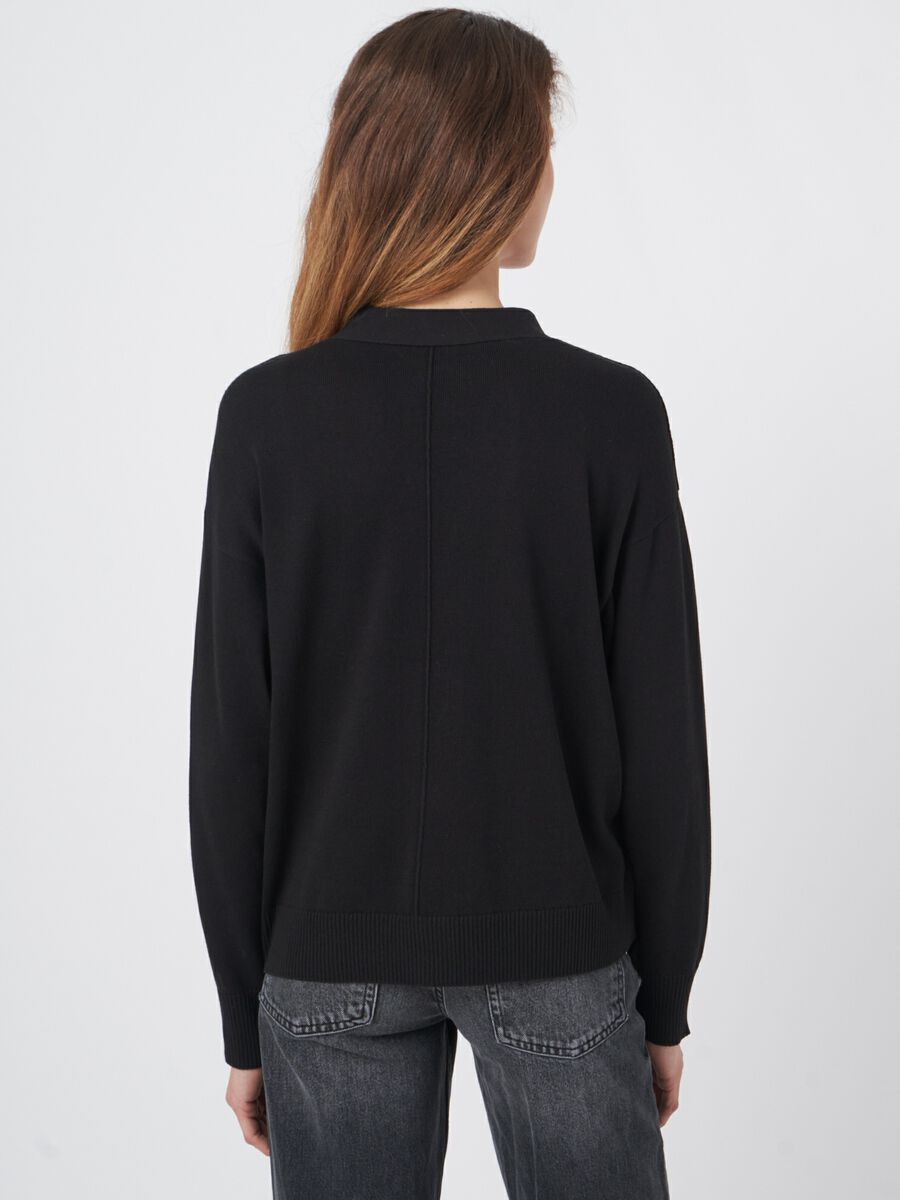 Boxy cotton blend cardigan with oversized buttons image number 3