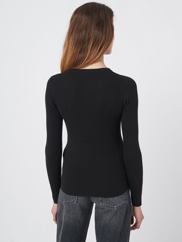 Cotton blend fine rib knit round necksweater image number 4