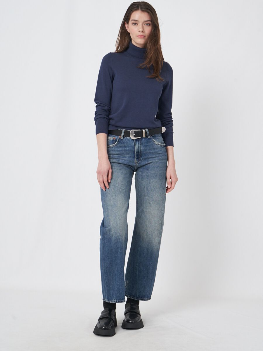 Cotton blend fine knit turtleneck sweater image number 2