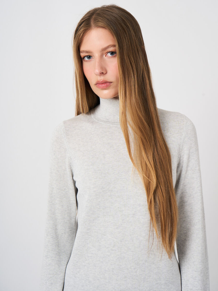 Fein gestrickter Rollkragen-Pullover aus Baumwollmischung image number 1
