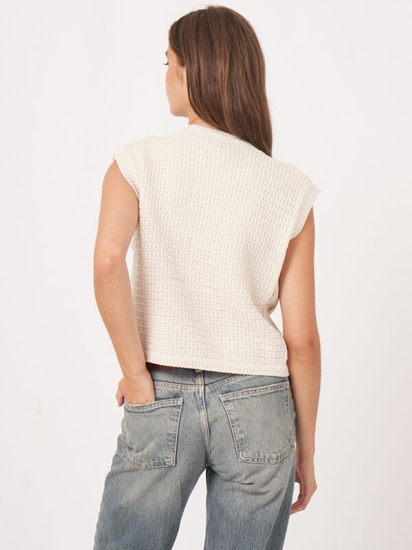 Cotton vest with ruffles and tie image number 6