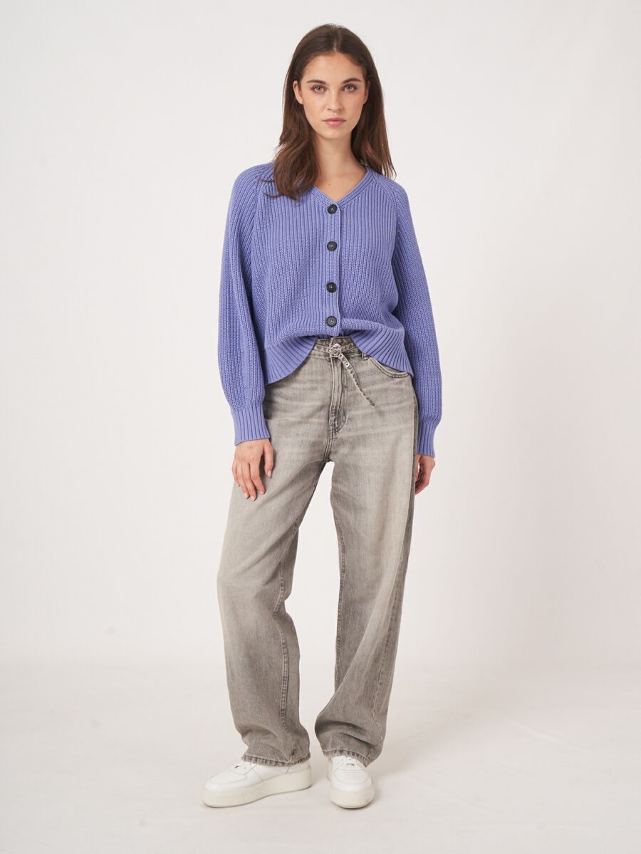 Cardigan en coton épais côtelé avec col en V image number 5