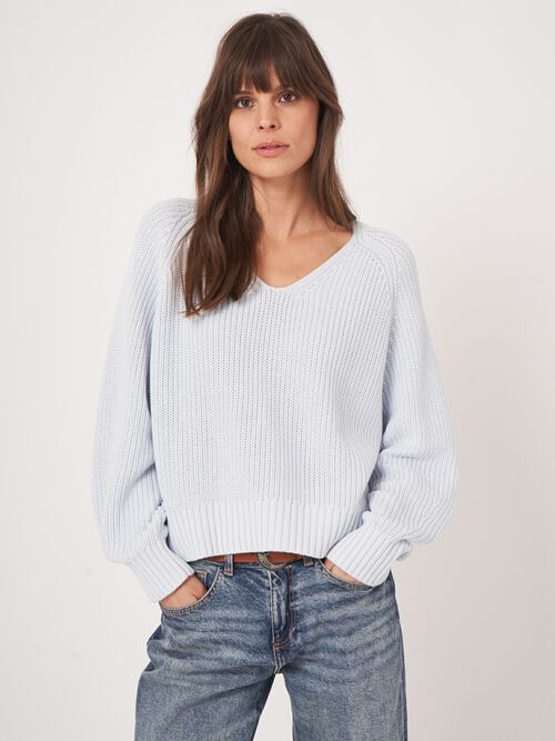 Pull en coton épais côtelé avec col en V