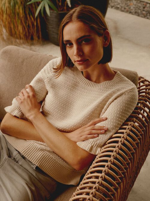 Gebreid katoenen truitje met korte mouw