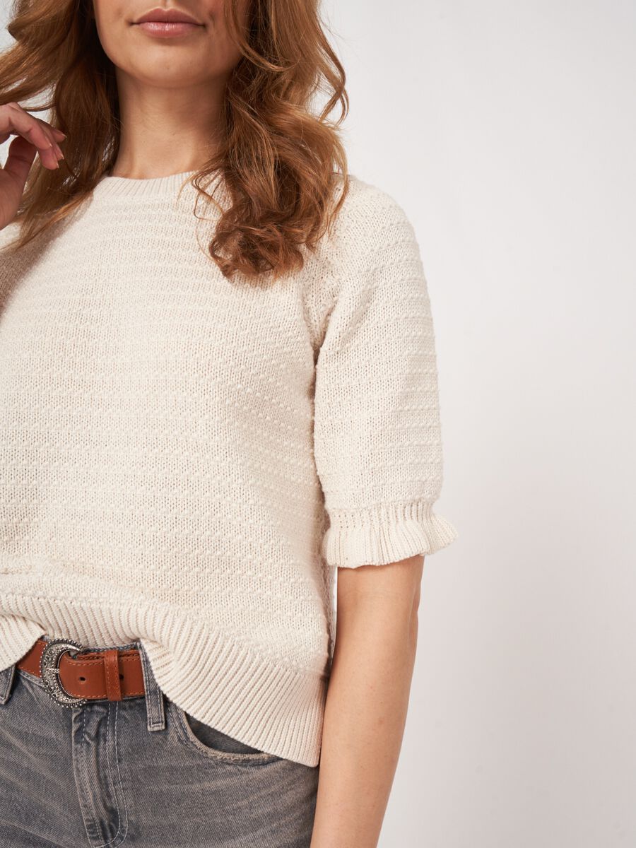 Short sleeve cotton textured knit sweater image number 4