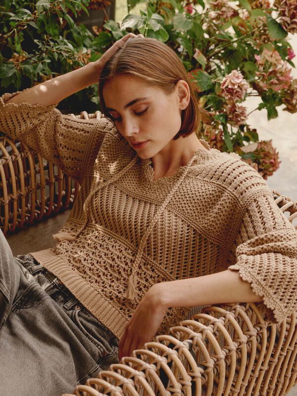 Ajour-Pullover mit H&auml;keldetails image number 6
