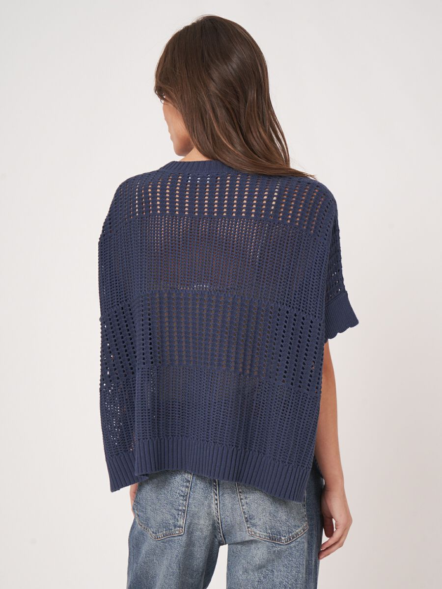 Poncho-Strickjacke mit Lochmuster image number 3