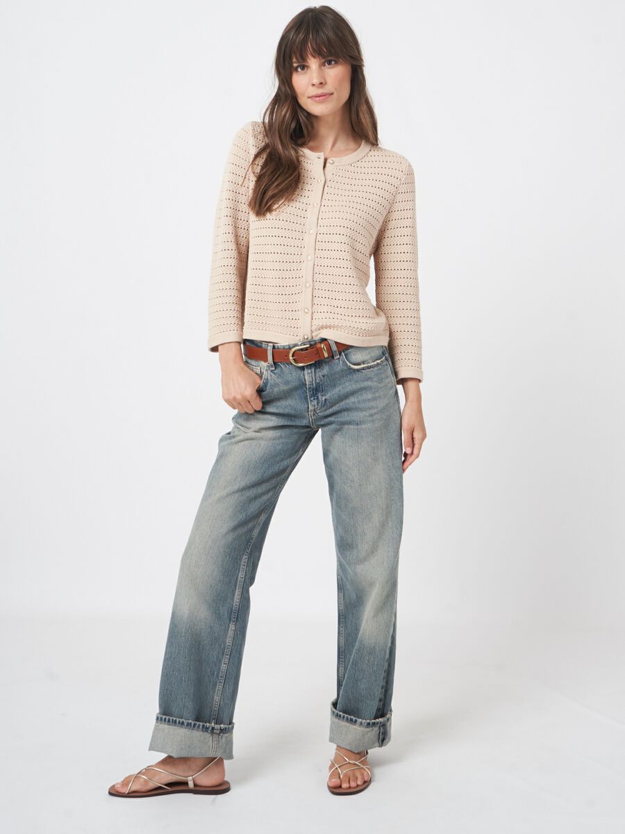 Boxy ajour cardigan met parelknopen image number 5