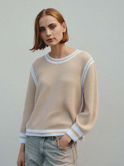 Cotton knit sweater with contrasting crochet seams