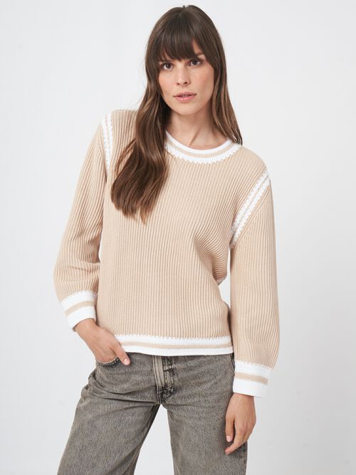 Pull en coton tricot&eacute; avec coutures au crochet contrast&eacute;es