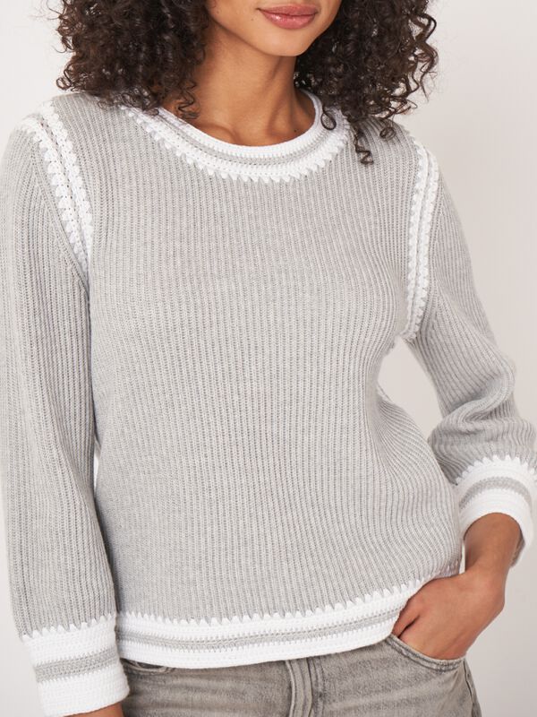 Cotton knit sweater with contrasting crochet seams image number 2