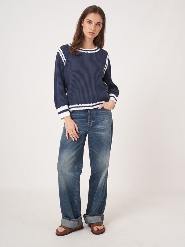 Baumwollstrickpullover mit kontrastierenden H&auml;kel-N&auml;hten image number 5