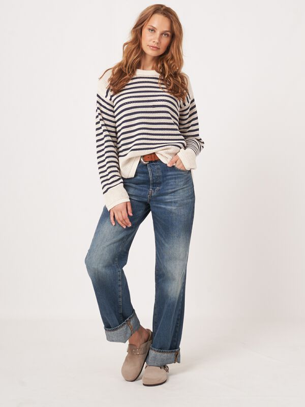 Pull ajouré et rayé image number 8