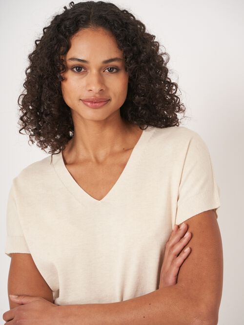 Sleeveless fine rib knit cashmere blend sweater