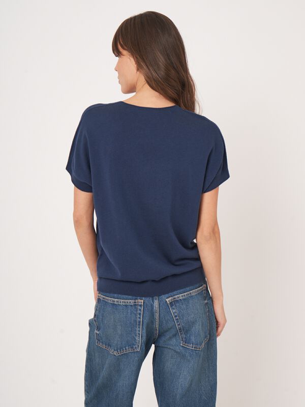 Sleeveless fine rib knit cashmere blend sweater image number 2