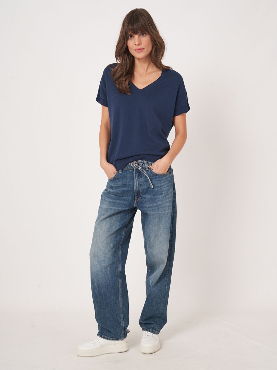 Mouwloze fijn geribde trui van cashmere en katoen image number 3