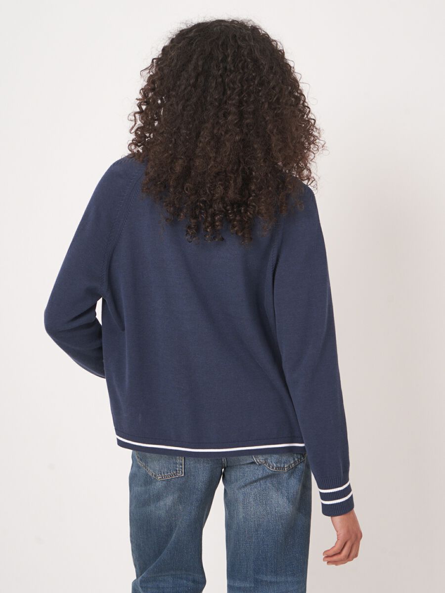 Gilet ouvert et détail rayures en mélange de coton  image number 5