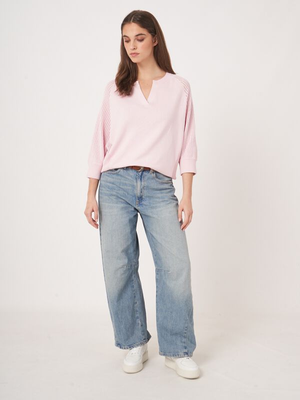 Pull avec manches raglan ajour&eacute;es en m&eacute;lange de coton  image number 6