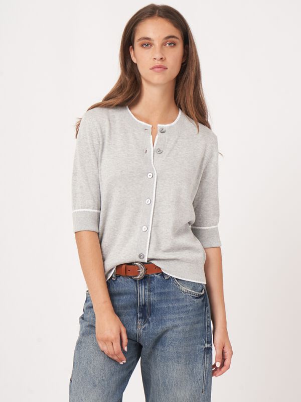 Short sleeve cardigan with contrast seams image number 3