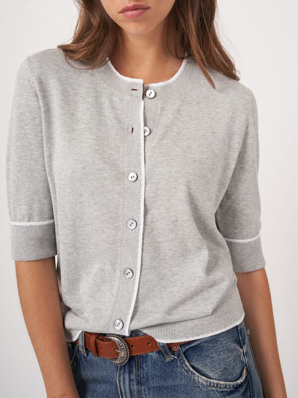 Short sleeve cardigan with contrast seams image number 5