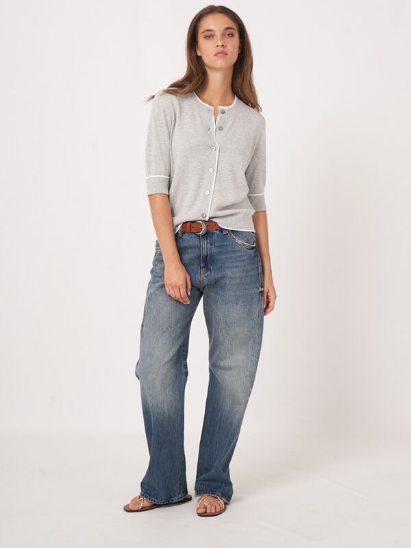 Short sleeve cardigan with contrast seams image number 7