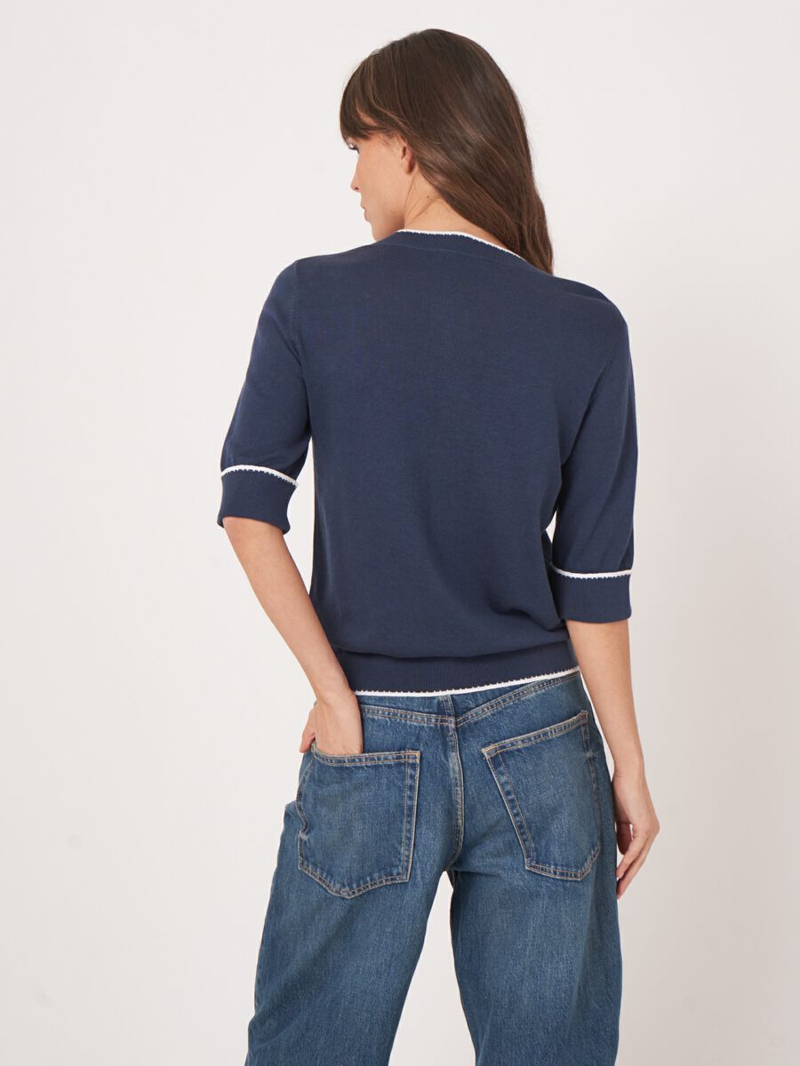 Vest met korte mouw en contrastnaden image number 5