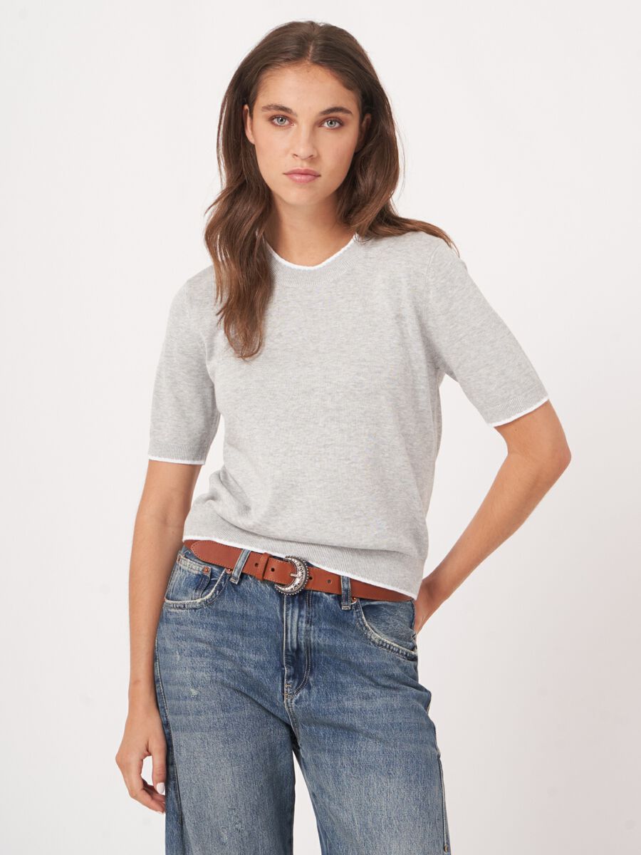 Short sleeve sweater with contrast seams image number 2