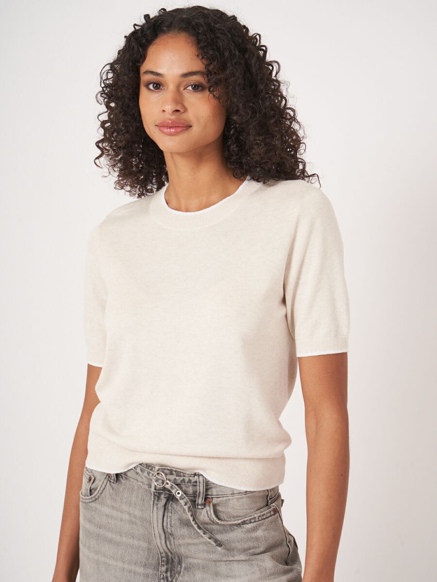 Short sleeve sweater with contrast seams image number 1