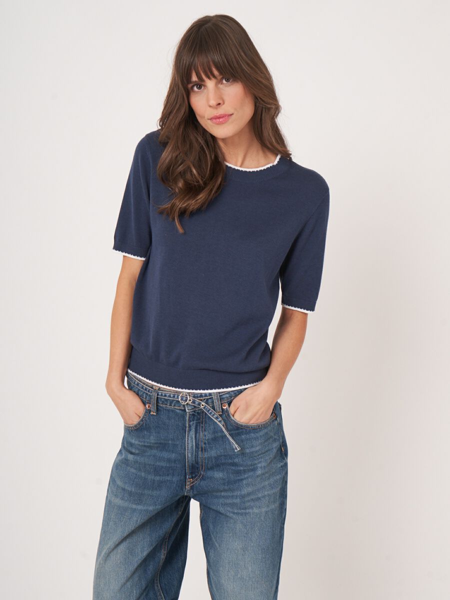 Short sleeve sweater with contrast seams image number 2